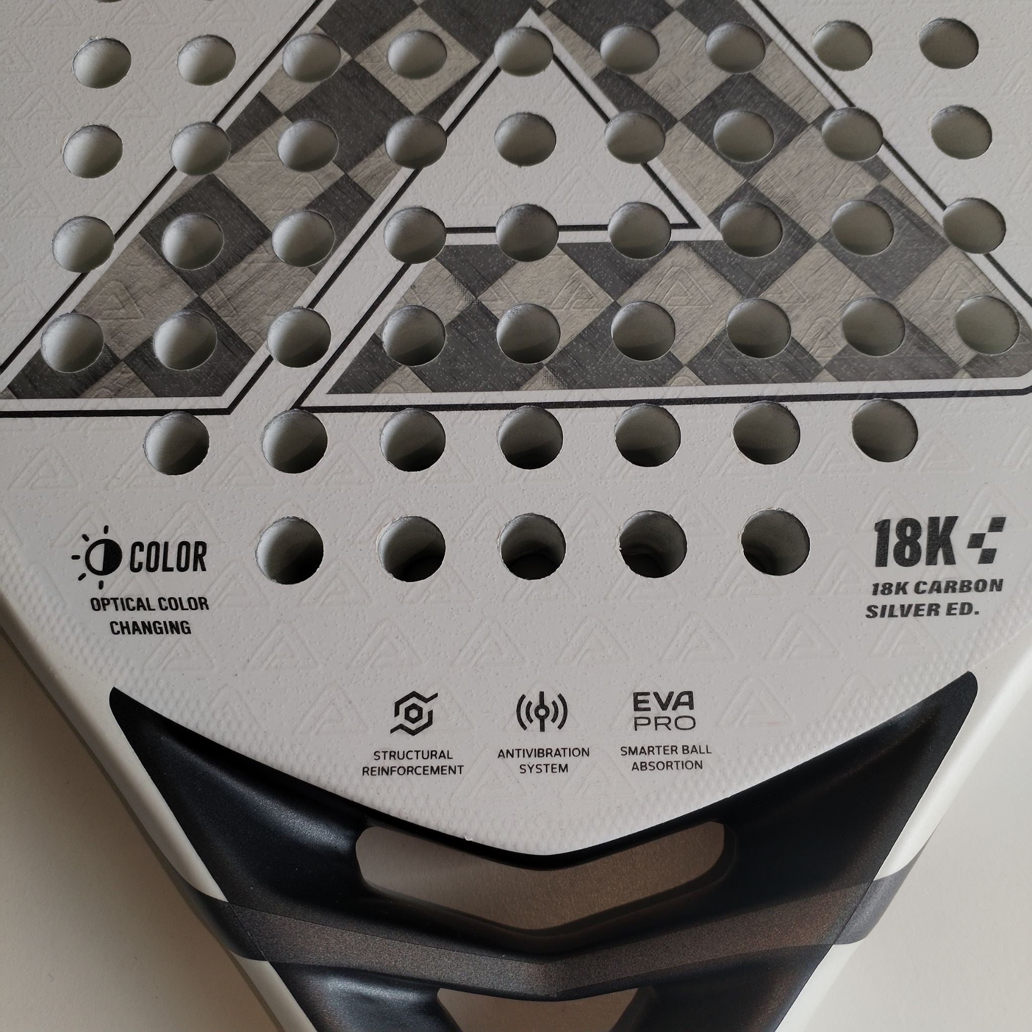 Raquette de Padel AMA ERA 1.0 Cubic HD blanche